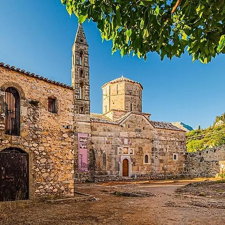 Boutique With Private Courtyard In Mani Casa vacanze